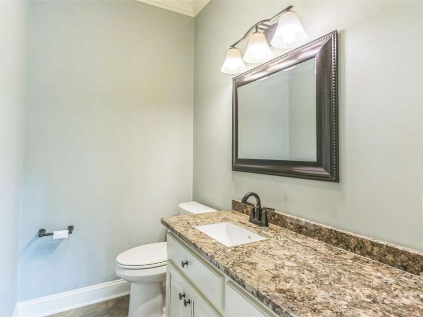 136 Dogwood Lane, Shelby, NC 28150.  MLS# CAR4250767, YatesRealty ID 14336. 