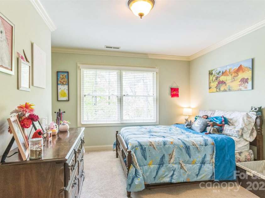 136 Dogwood Lane, Shelby, NC 28150.  MLS# CAR4250767, YatesRealty ID 14336. 