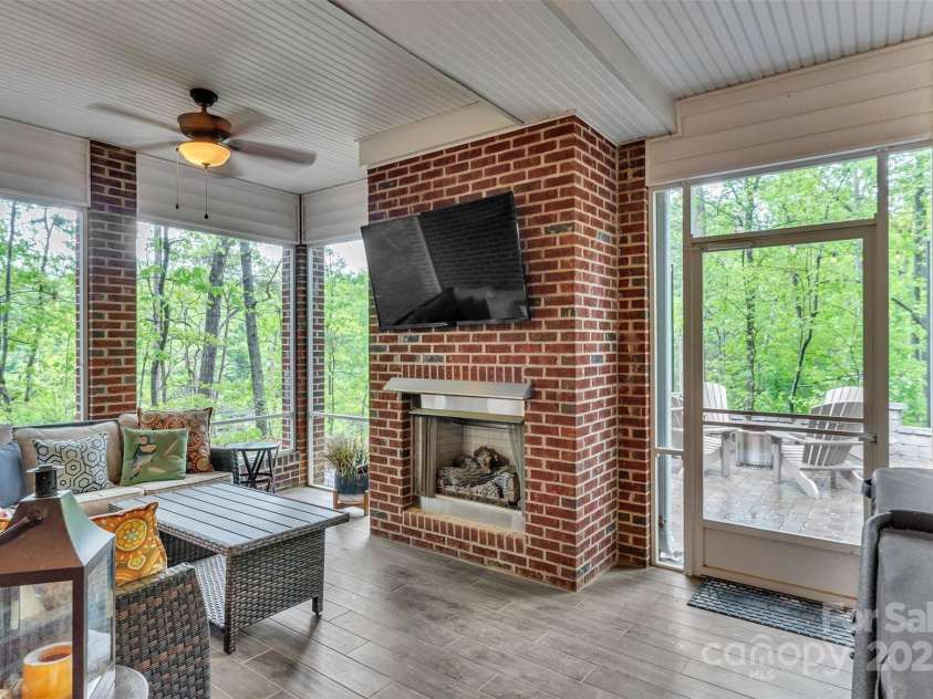 136 Dogwood Lane, Shelby, NC 28150.  MLS# CAR4250767, YatesRealty ID 14336. 