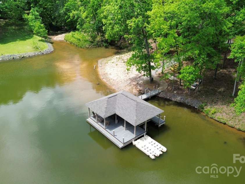 136 Dogwood Lane, Shelby, NC 28150.  MLS# CAR4250767, YatesRealty ID 14336. 