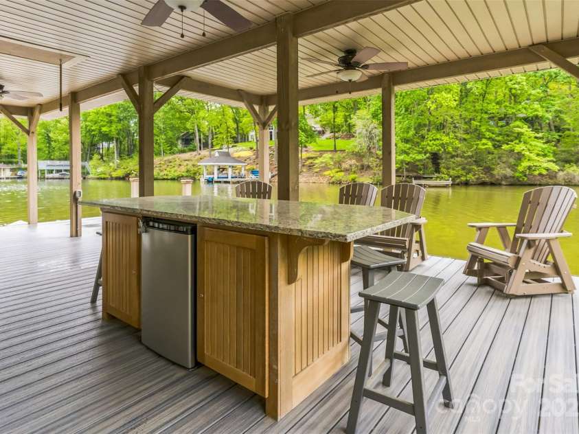 136 Dogwood Lane, Shelby, NC 28150.  MLS# CAR4250767, YatesRealty ID 14336. 