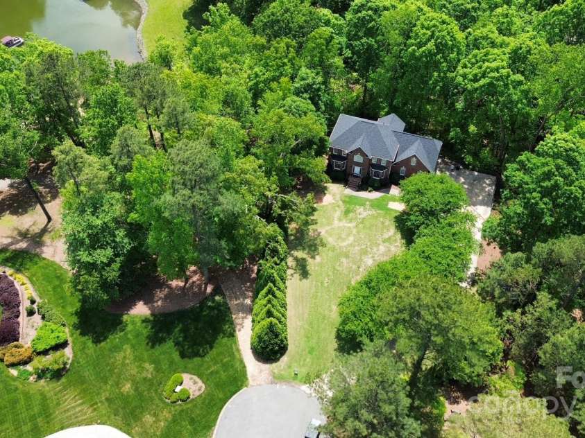136 Dogwood Lane, Shelby, NC 28150.  MLS# CAR4250767, YatesRealty ID 14336. 