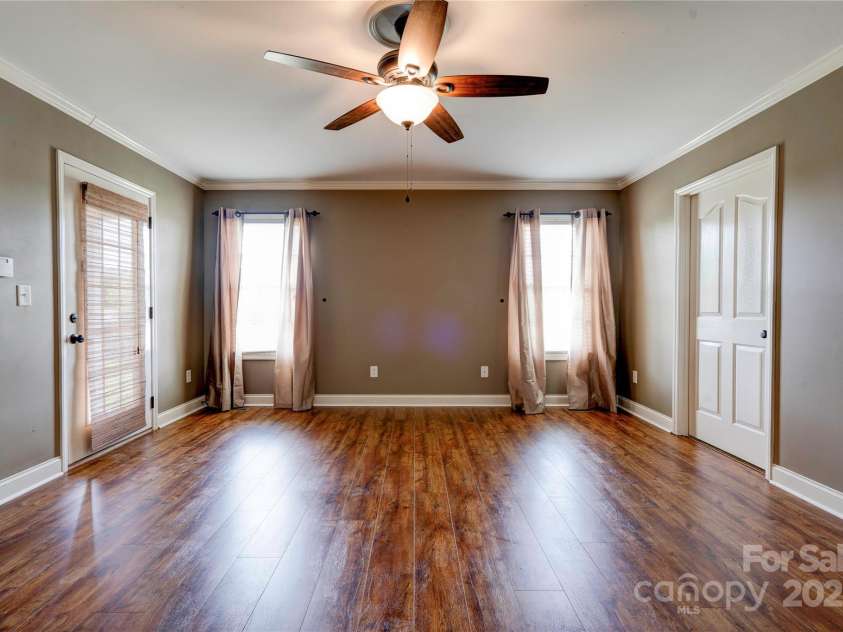 110 Carol Lyn Drive, Kings Mountain, NC 28086.  MLS# CAR4252571, YatesRealty ID 14339. 