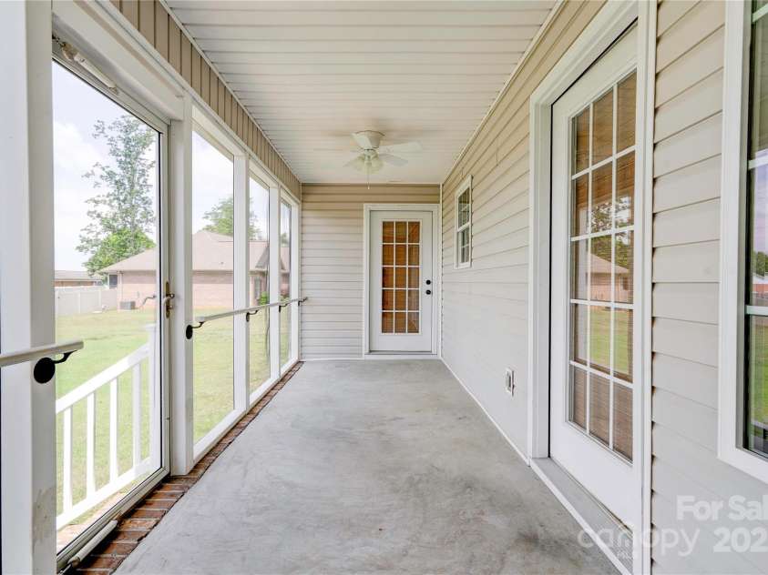 110 Carol Lyn Drive, Kings Mountain, NC 28086.  MLS# CAR4252571, YatesRealty ID 14339. 