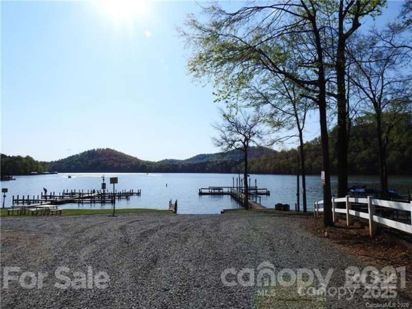 630 Pinelake Drive, Troy, NC 27371.  MLS# CAR4225332, YatesRealty ID 1434. 