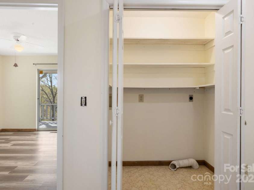 332 Cherrywood Circle, Hayesville, NC 28904.  MLS# CAR4248770, YatesRealty ID 14340. 