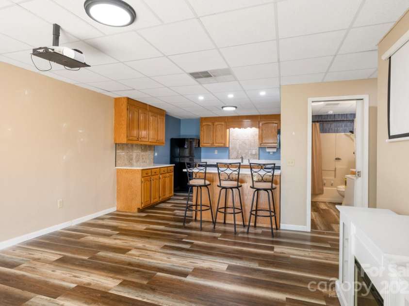 332 Cherrywood Circle, Hayesville, NC 28904.  MLS# CAR4248770, YatesRealty ID 14340. 