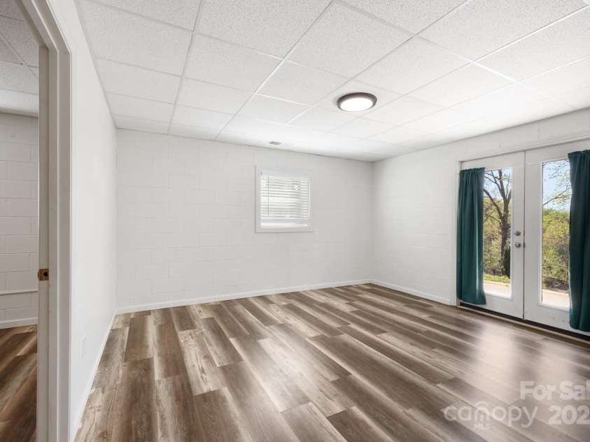 332 Cherrywood Circle, Hayesville, NC 28904.  MLS# CAR4248770, YatesRealty ID 14340. 