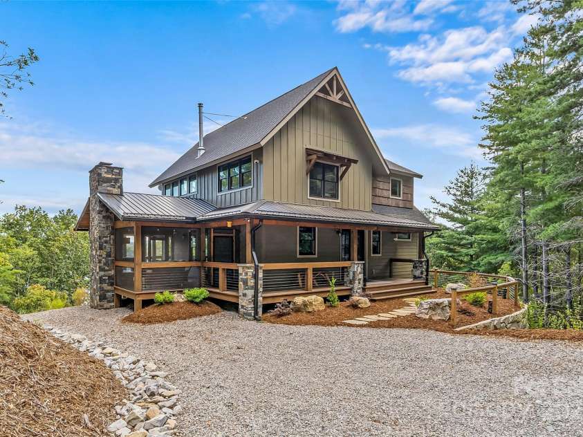 264 Porters Way, Nebo, NC 28761.  MLS# CAR4306026, YatesRealty ID 14342. 