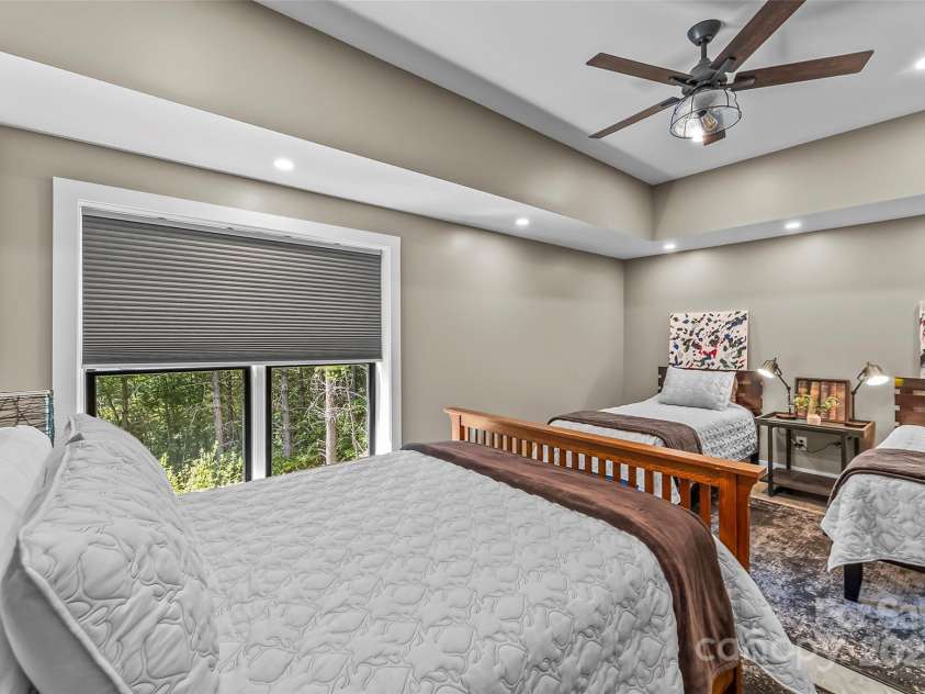 264 Porters Way, Nebo, NC 28761.  MLS# CAR4306026, YatesRealty ID 14342. 