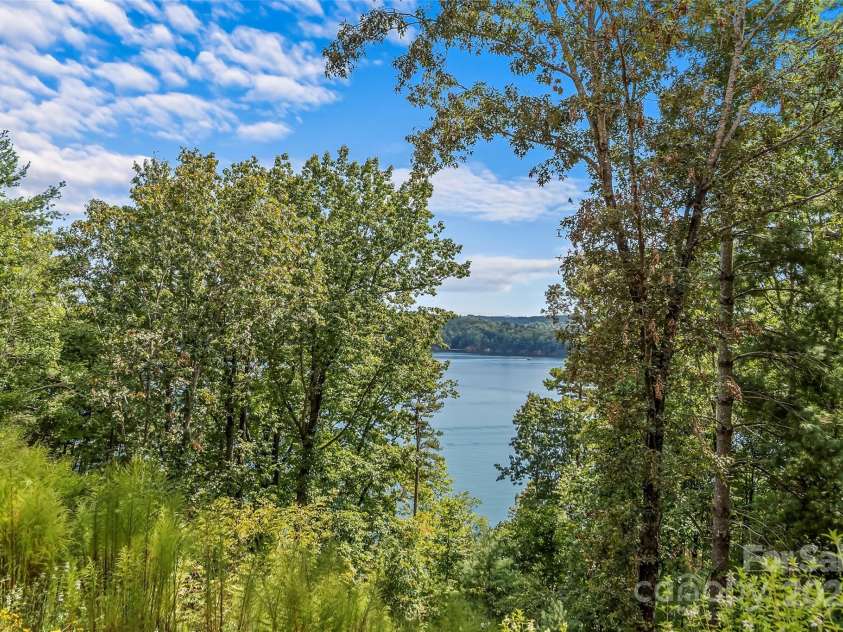 264 Porters Way, Nebo, NC 28761.  MLS# CAR4306026, YatesRealty ID 14342. 