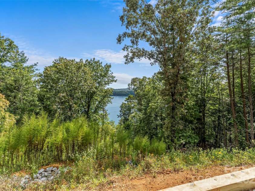 264 Porters Way, Nebo, NC 28761.  MLS# CAR4306026, YatesRealty ID 14342. 