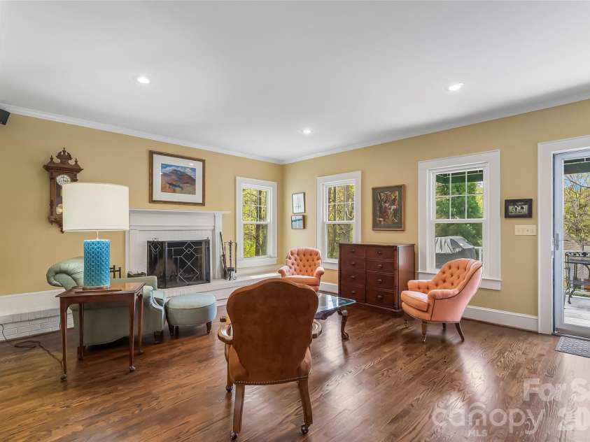 115 Riverside Court, Morganton, NC 28655.  MLS# CAR4368667, YatesRealty ID 14343. 