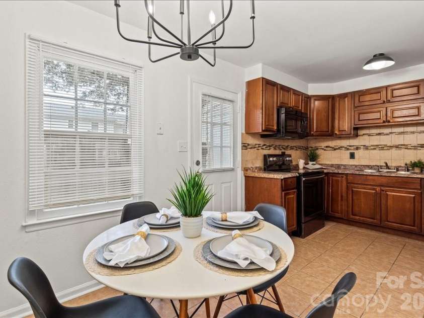 2220 Yorkhills Drive, Charlotte, NC 28217.  MLS# CAR4424216, YatesRealty ID 14344. 