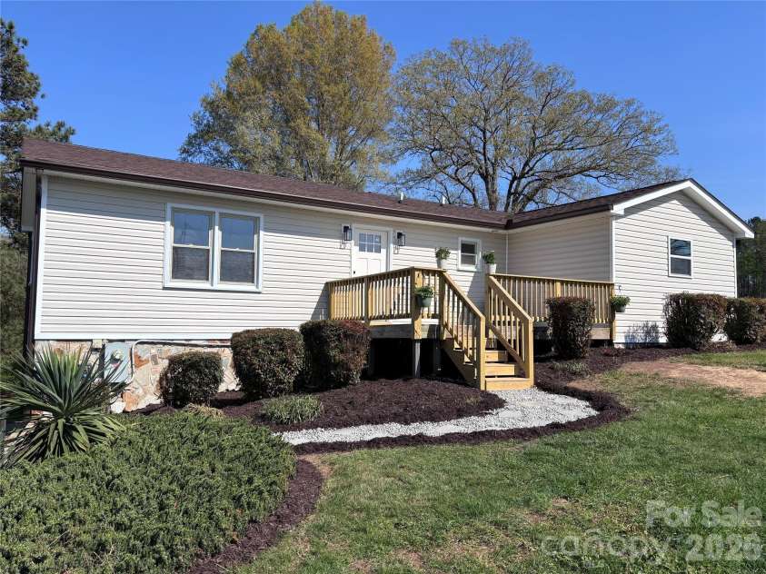 4866 Fork Road, Norwood, NC 28128.  MLS# CAR4366769, YatesRealty ID 14345. 