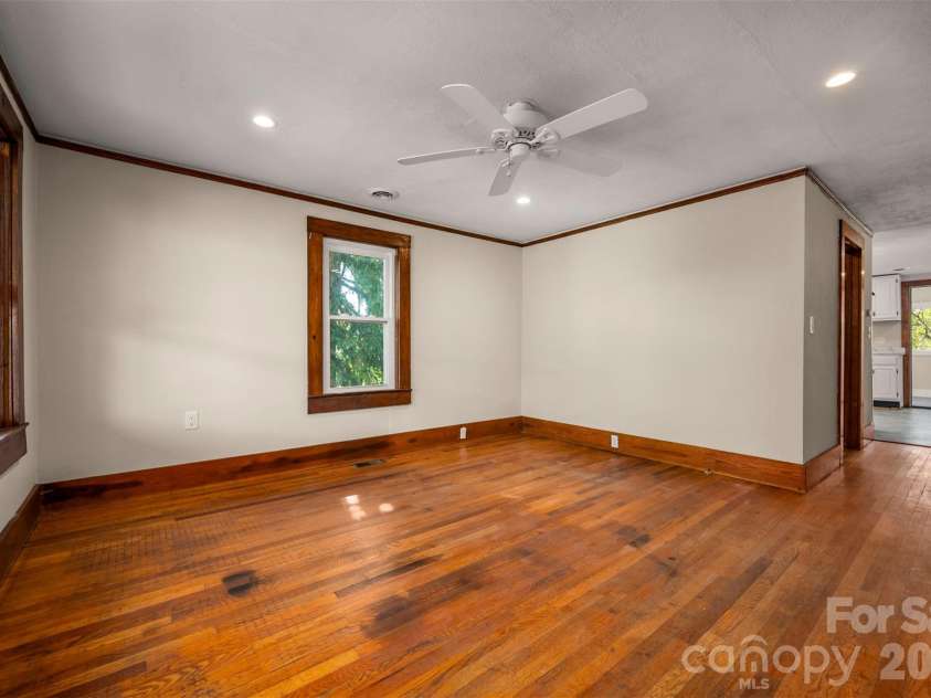 766 Stepp Mill Road, Hendersonville, NC 28792.  MLS# CAR4371276, YatesRealty ID 14348. 