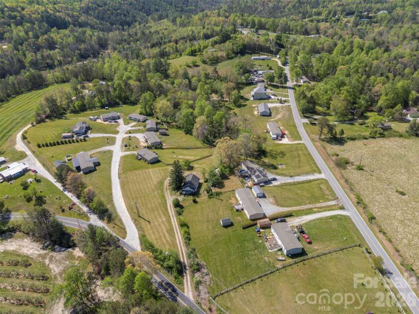 766 Stepp Mill Road, Hendersonville, NC 28792.  MLS# CAR4371276, YatesRealty ID 14348. 