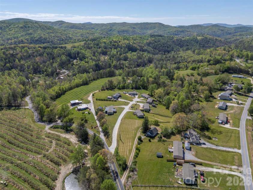 766 Stepp Mill Road, Hendersonville, NC 28792.  MLS# CAR4371276, YatesRealty ID 14348. 