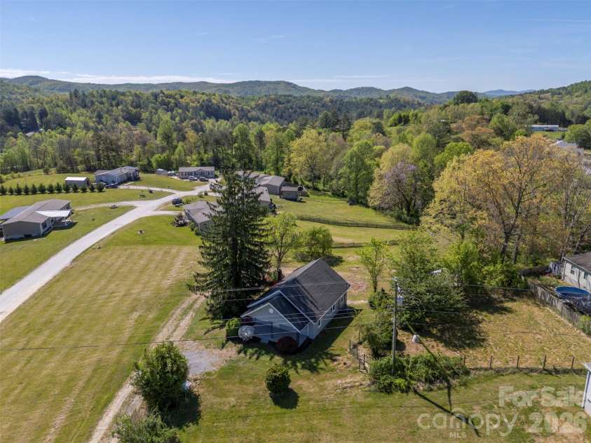 766 Stepp Mill Road, Hendersonville, NC 28792.  MLS# CAR4371276, YatesRealty ID 14348. 