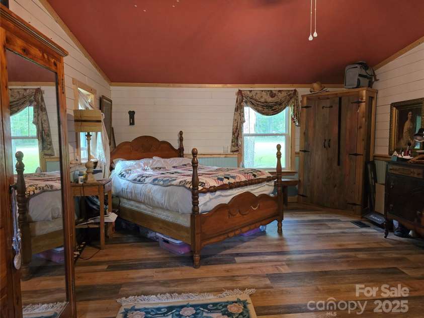 850 Meadowbend Drive, York, SC 29745.  MLS# CAR4258162, YatesRealty ID 14348. 