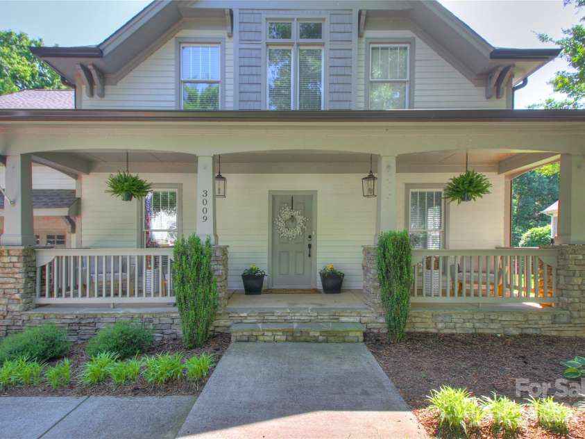 3009 Thayer Drive, Waxhaw, NC 28173.  MLS# CAR4252302, YatesRealty ID 14351. 