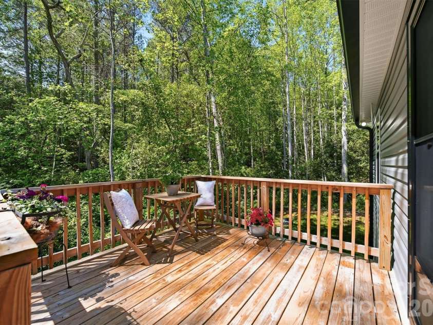 5693 Silver Bell Lane, Granite Falls, NC 28630.  MLS# CAR4369519, YatesRealty ID 14352. 