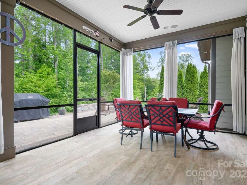 4902 Looking Glass Trail, Denver, NC 28037.  MLS# CAR4250662, YatesRealty ID 14354. 