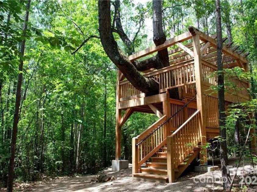 4902 Looking Glass Trail, Denver, NC 28037.  MLS# CAR4250662, YatesRealty ID 14354. 