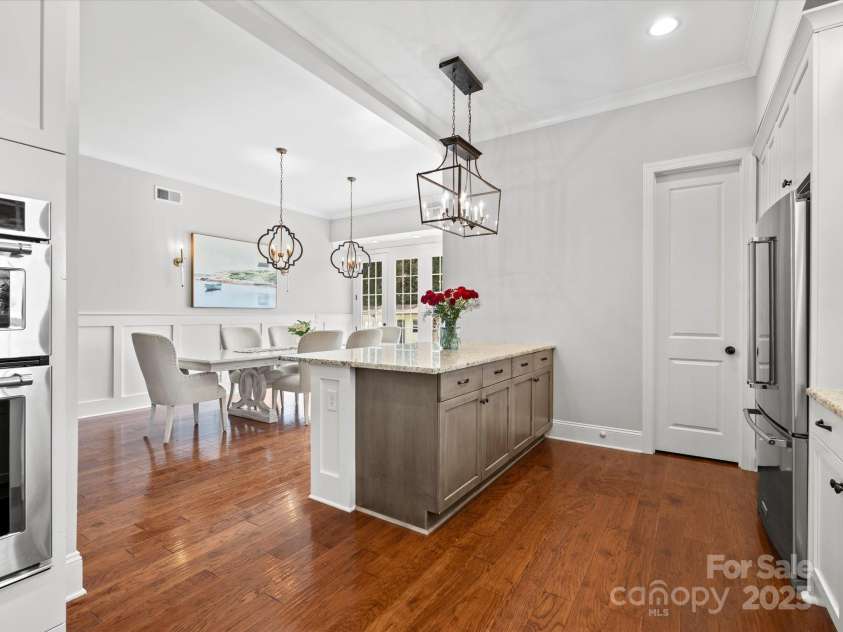 2521 Neely Store Road, Rock Hill, SC 29730.  MLS# CAR4258625, YatesRealty ID 14356. Kitchen