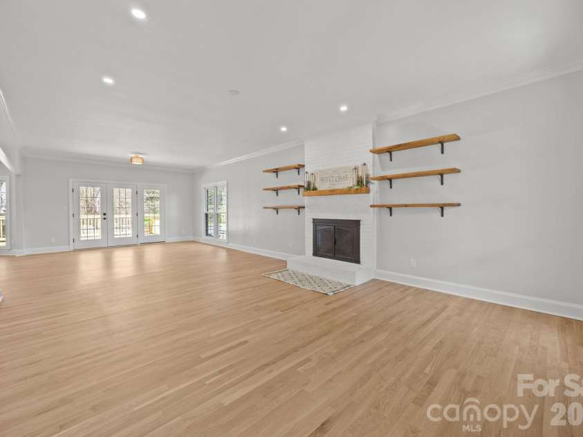 5243 Mintridge Road, Mint Hill, NC 28227.  MLS# CAR4358106, YatesRealty ID 14357. Custom built-in open shelving