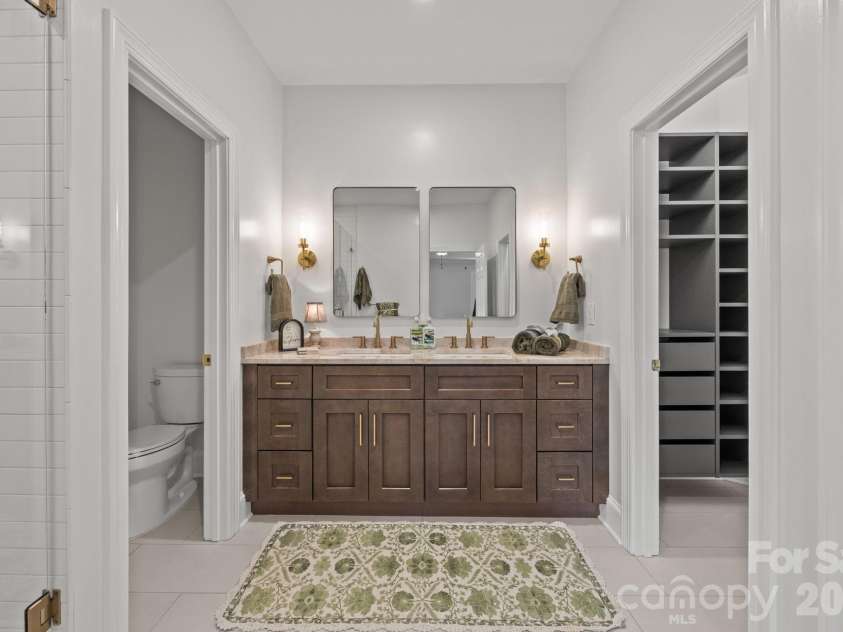 5243 Mintridge Road, Mint Hill, NC 28227.  MLS# CAR4358106, YatesRealty ID 14357. Double vanity
