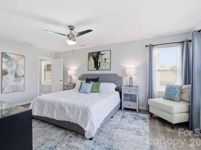 1429 Sunflower Field Place, Matthews, NC 28104.  MLS# CAR4369526, YatesRealty ID 14358. 