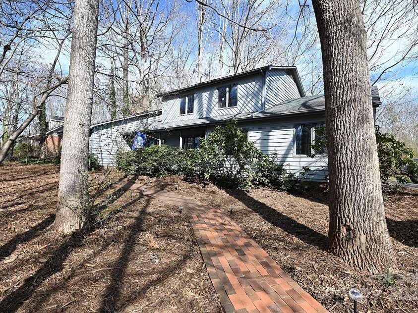 1793 Fairway Drive, Newton, NC 28658.  MLS# CAR4237684, YatesRealty ID 14359. 