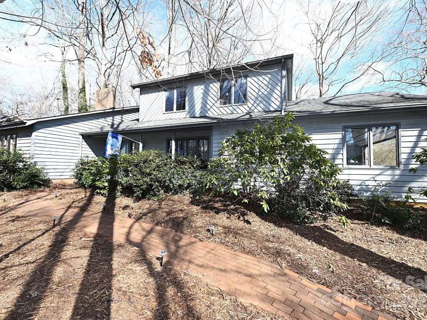 1793 Fairway Drive, Newton, NC 28658.  MLS# CAR4237684, YatesRealty ID 14359. 