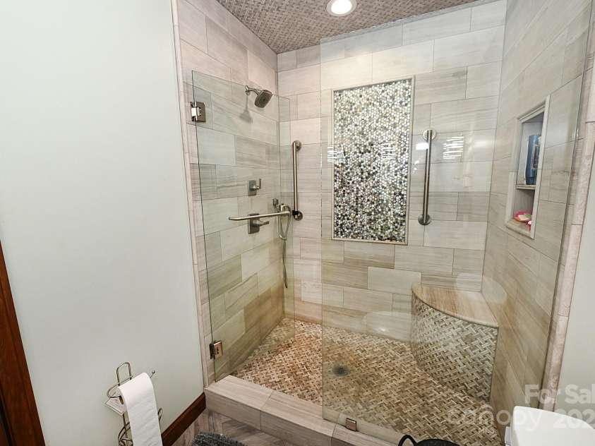 1793 Fairway Drive, Newton, NC 28658.  MLS# CAR4237684, YatesRealty ID 14359. 