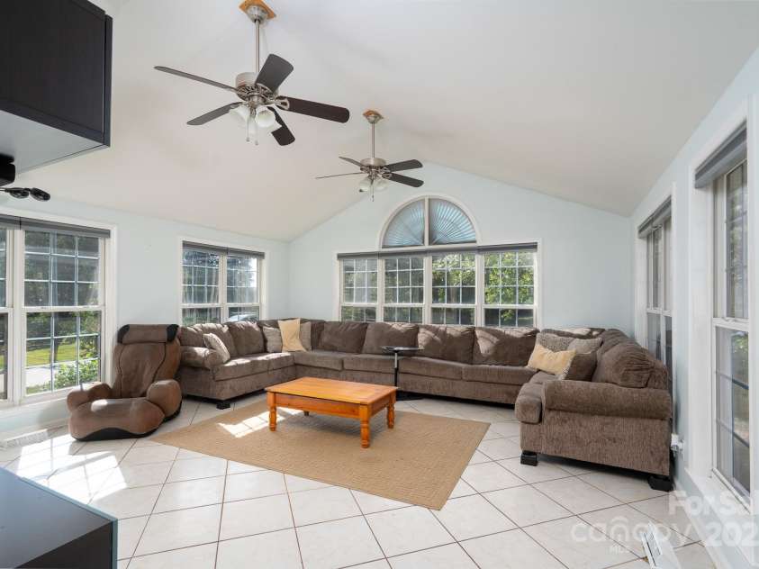 5356 Zion Church Road, Concord, NC 28025.  MLS# CAR4280055, YatesRealty ID 1436. Family Room