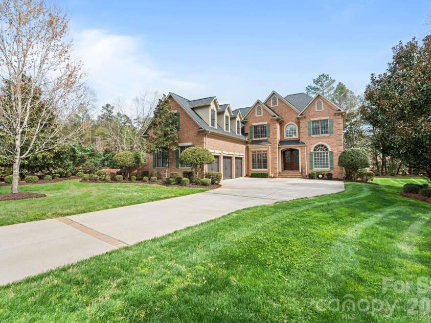 3578 Farmstone Court, Kannapolis, NC 28081.  MLS# CAR4361136, YatesRealty ID 14360. 