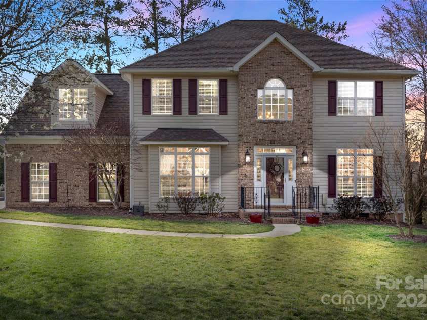 7510 Plumcrest Lane, Harrisburg, NC 28075.  MLS# CAR4234663, YatesRealty ID 14361. 