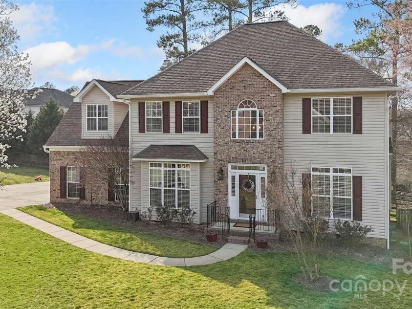 7510 Plumcrest Lane, Harrisburg, NC 28075.  MLS# CAR4234663, YatesRealty ID 14361. 