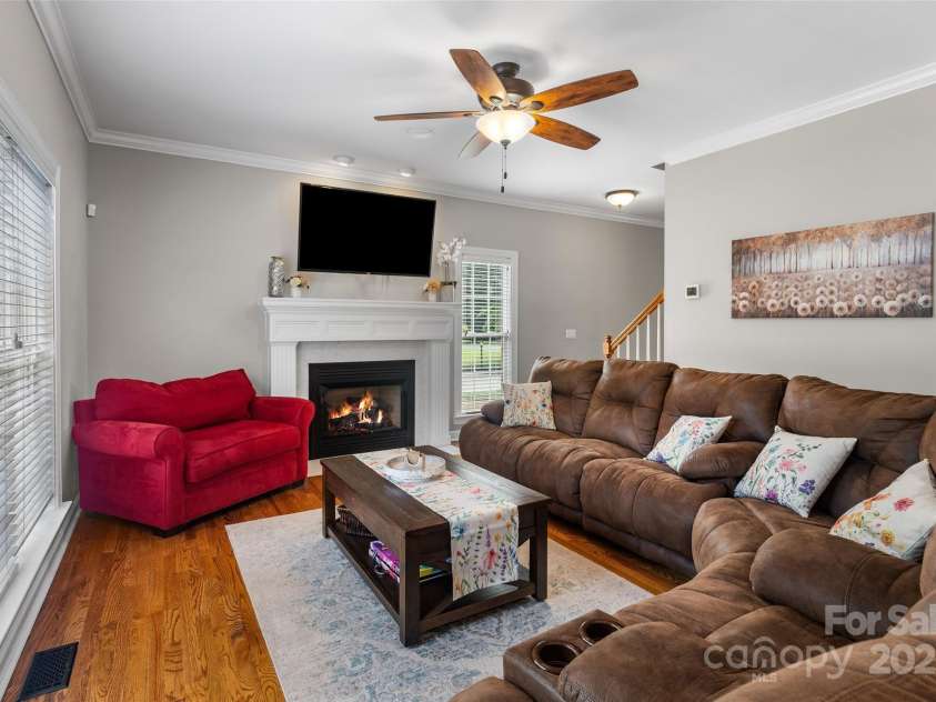 1498 Farrow Drive, Rock Hill, SC 29732.  MLS# CAR4309246, YatesRealty ID 14362. 