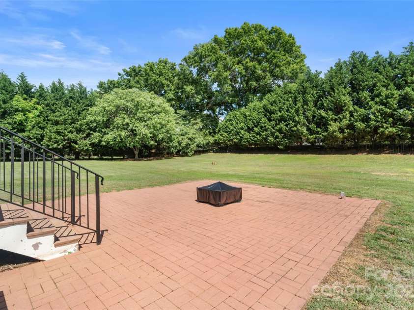 1498 Farrow Drive, Rock Hill, SC 29732.  MLS# CAR4309246, YatesRealty ID 14362. 