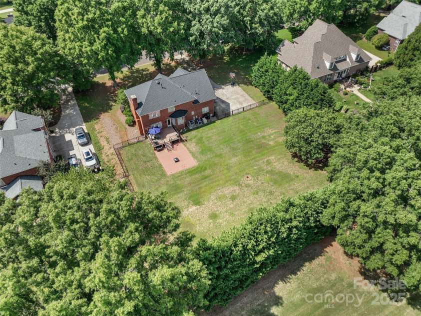 1498 Farrow Drive, Rock Hill, SC 29732.  MLS# CAR4309246, YatesRealty ID 14362. 