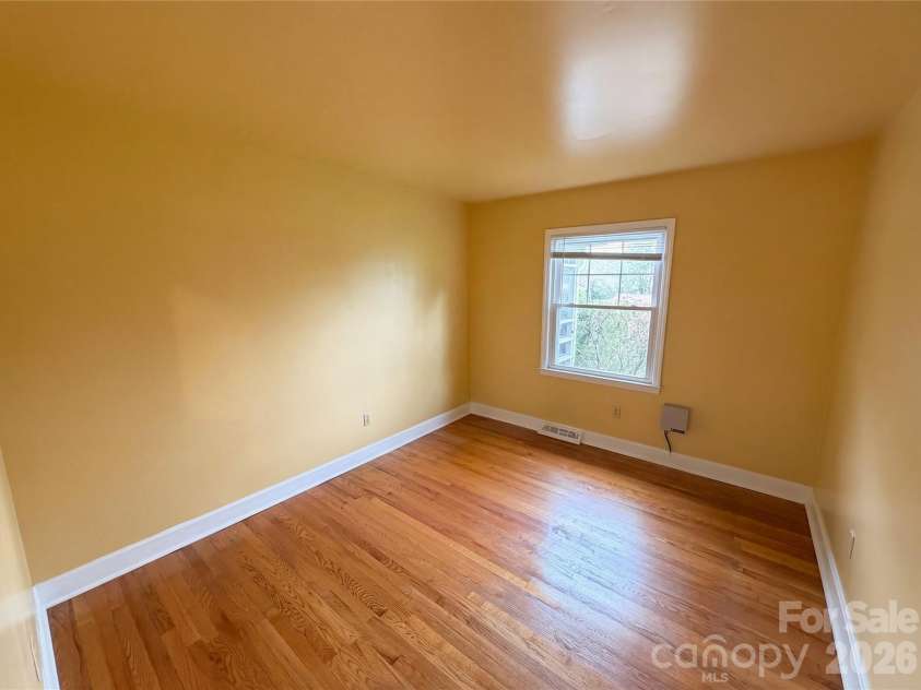 6214 Ashcrest Drive, Charlotte, NC 28217.  MLS# CAR4358391, YatesRealty ID 14363. 