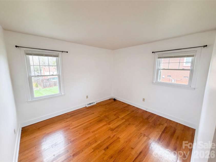 6214 Ashcrest Drive, Charlotte, NC 28217.  MLS# CAR4358391, YatesRealty ID 14363. 