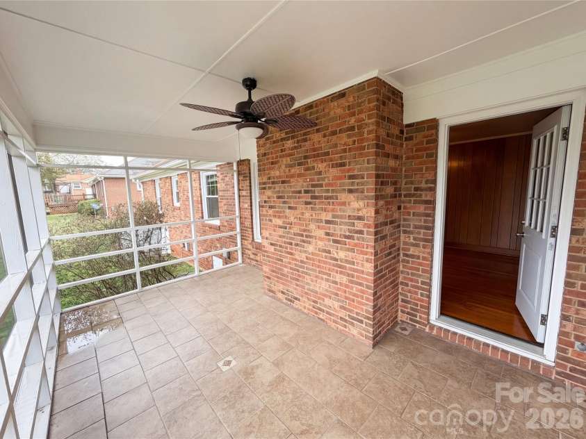 6214 Ashcrest Drive, Charlotte, NC 28217.  MLS# CAR4358391, YatesRealty ID 14363. 