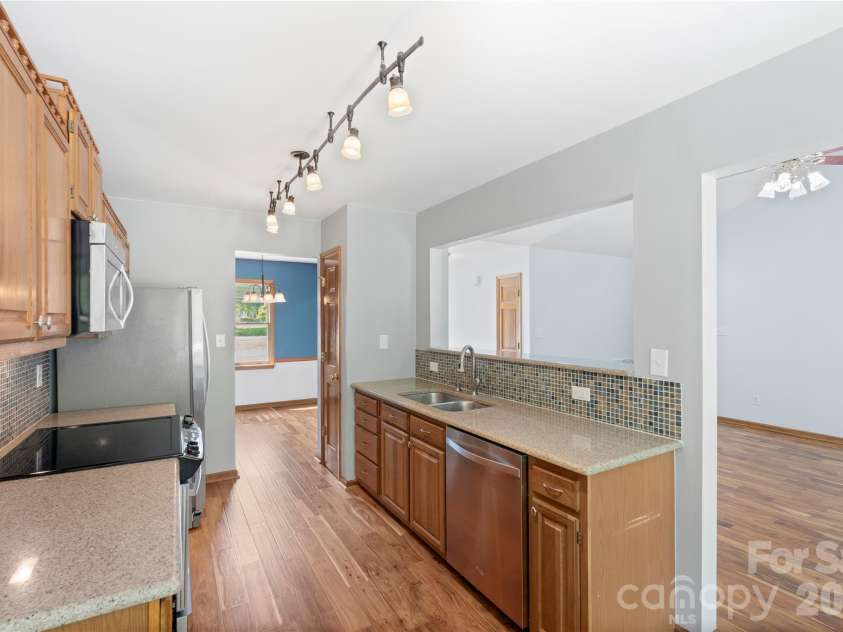 7408 Veranda Drive, Waxhaw, NC 28173.  MLS# CAR4366001, YatesRealty ID 14364. 