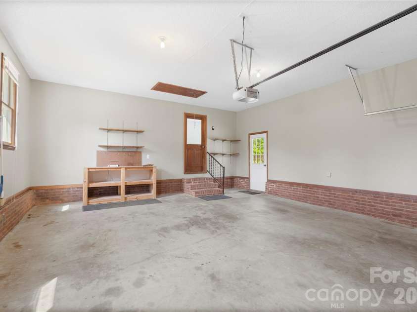 7408 Veranda Drive, Waxhaw, NC 28173.  MLS# CAR4366001, YatesRealty ID 14364. 