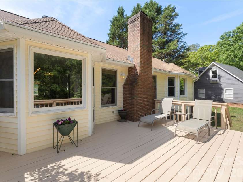 7408 Veranda Drive, Waxhaw, NC 28173.  MLS# CAR4366001, YatesRealty ID 14364. 