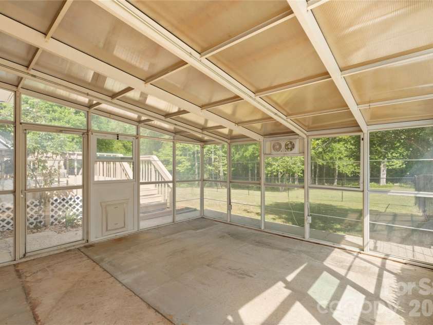 7408 Veranda Drive, Waxhaw, NC 28173.  MLS# CAR4366001, YatesRealty ID 14364. 