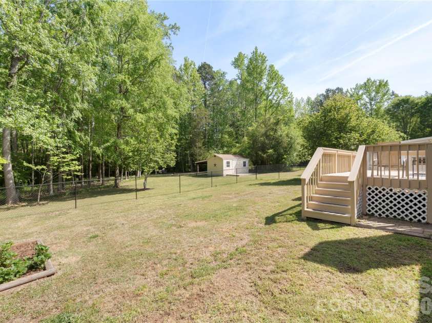 7408 Veranda Drive, Waxhaw, NC 28173.  MLS# CAR4366001, YatesRealty ID 14364. 